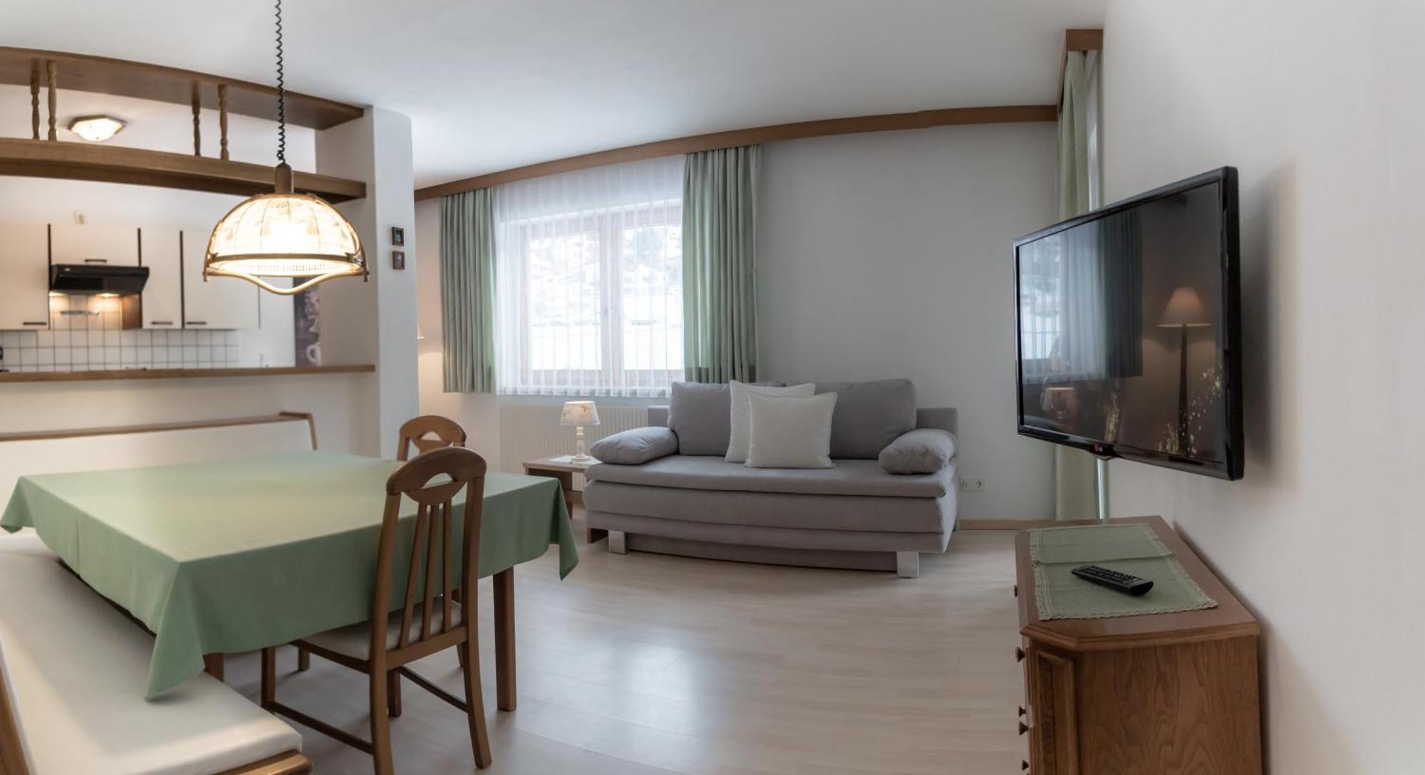 Das Alpenblick & Outdoor Lodge ナウダース エクステリア 写真
