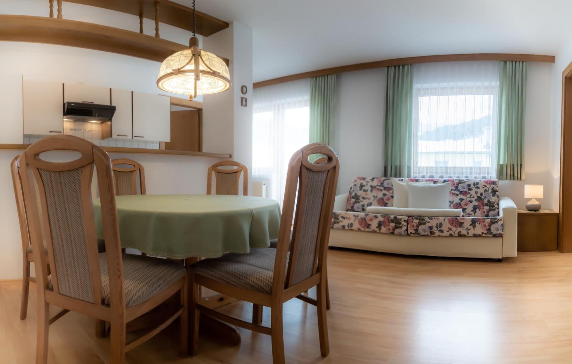 Das Alpenblick & Outdoor Lodge ナウダース エクステリア 写真