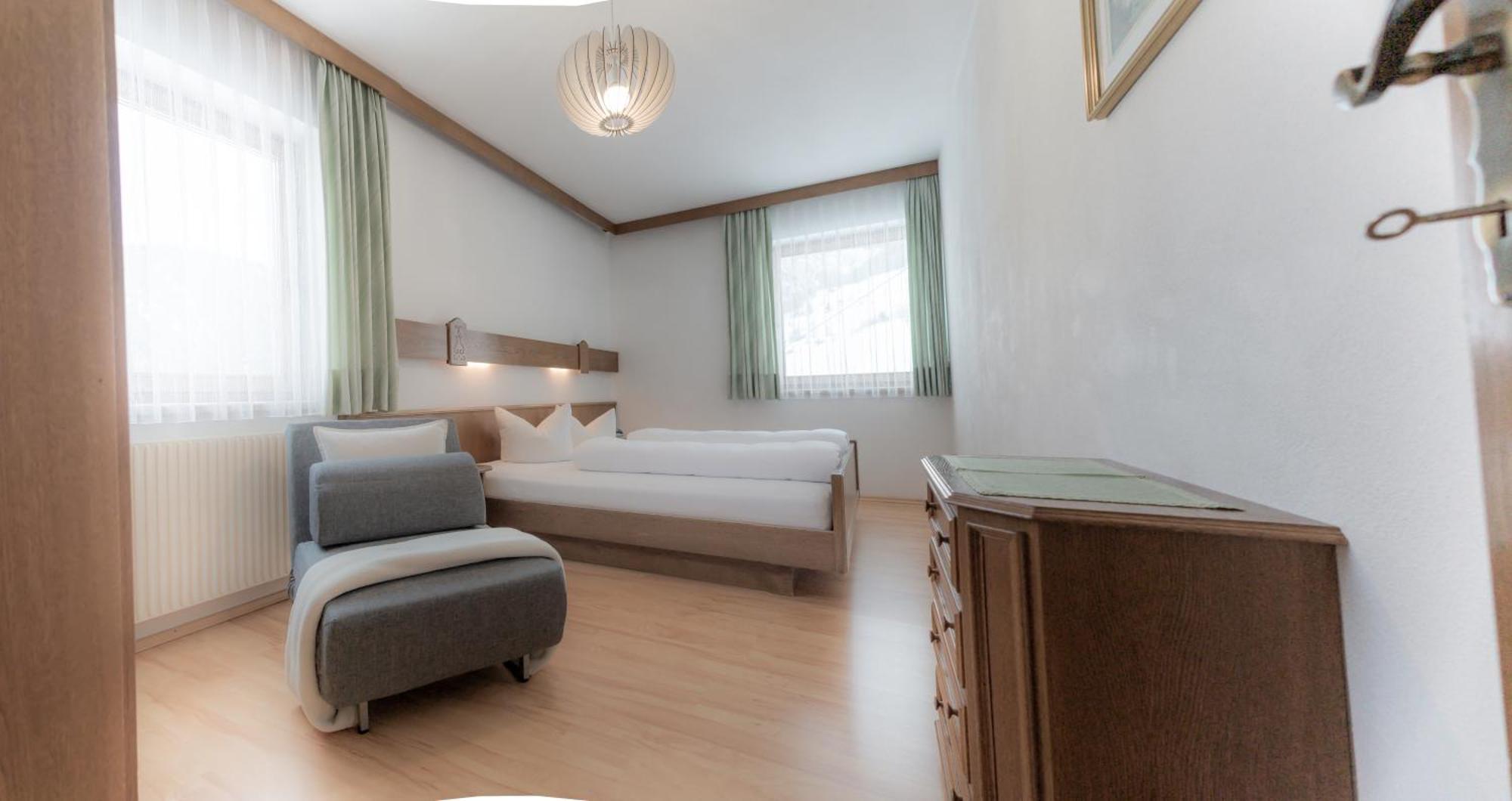 Das Alpenblick & Outdoor Lodge ナウダース エクステリア 写真