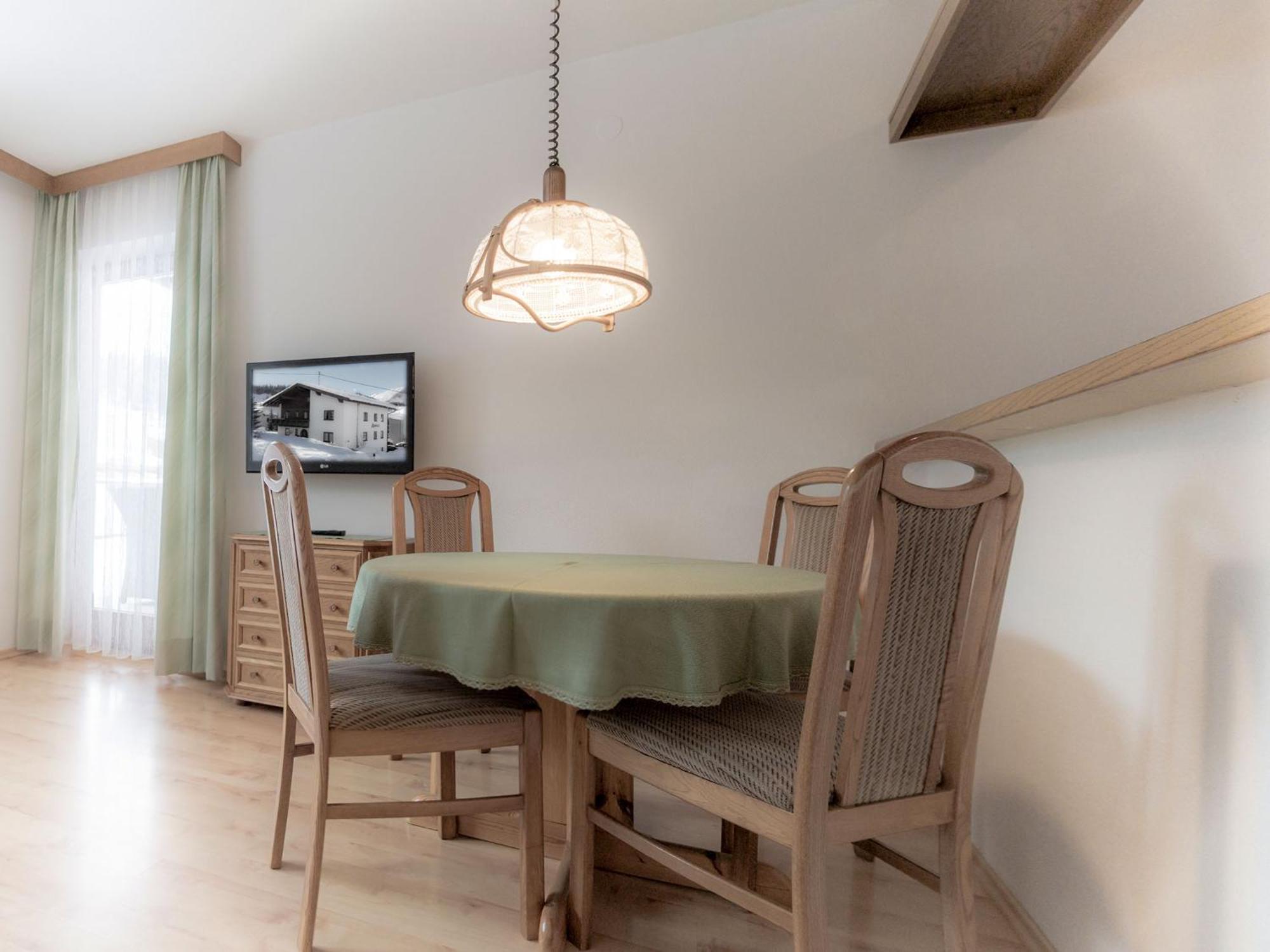 Das Alpenblick & Outdoor Lodge ナウダース エクステリア 写真