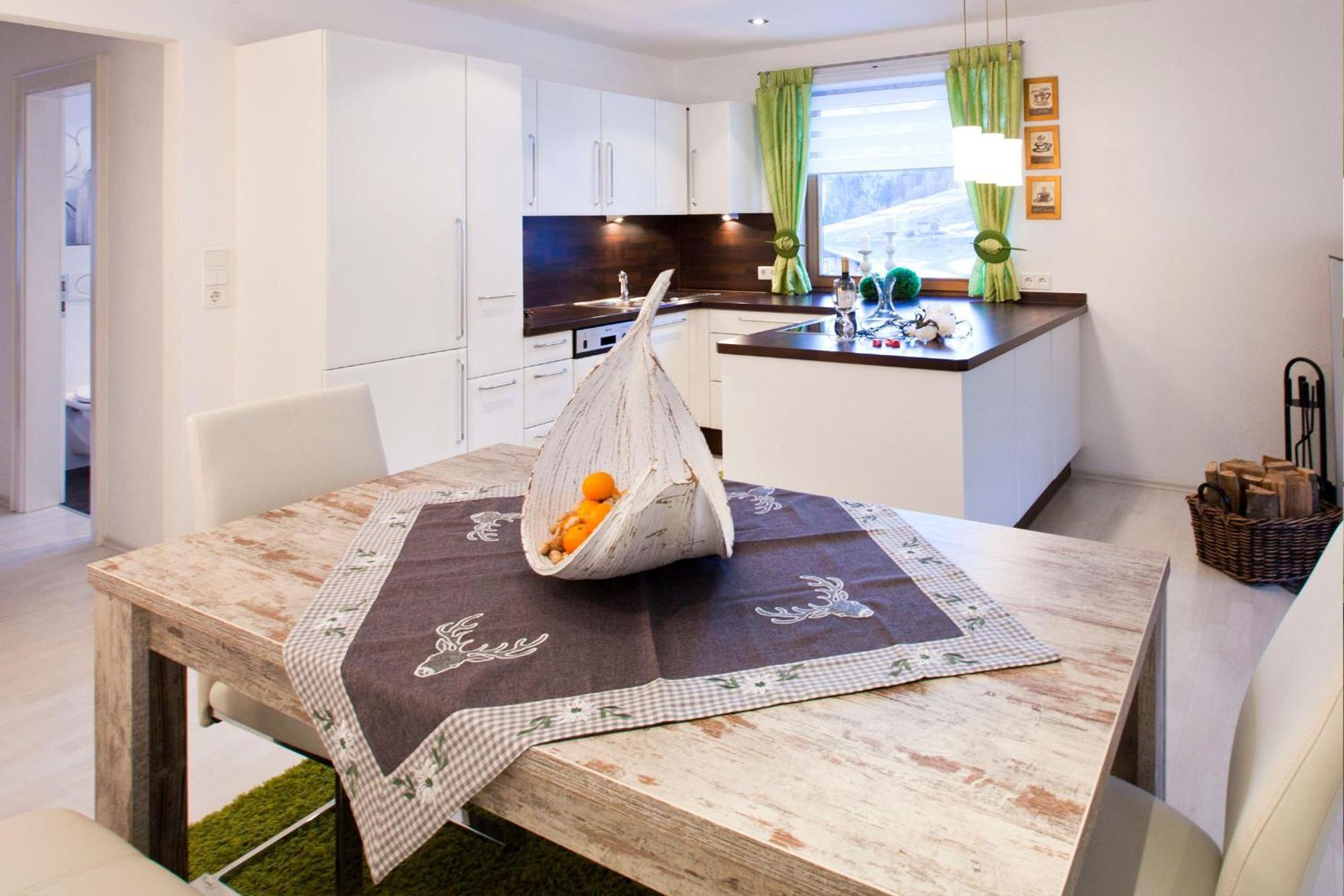 Das Alpenblick & Outdoor Lodge ナウダース 部屋 写真